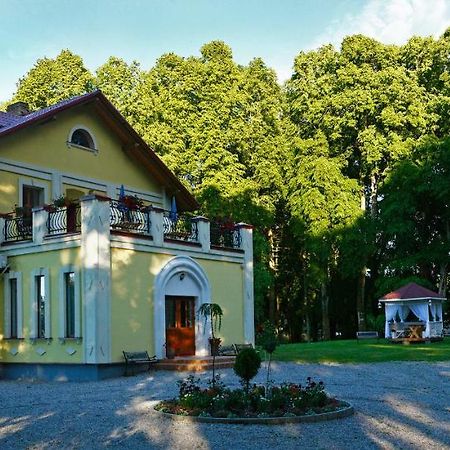 Lecu Muiza Hotell Leci Eksteriør bilde