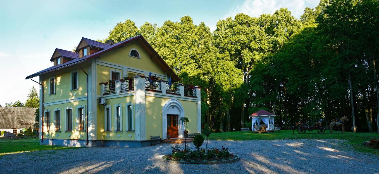 Lecu Muiza Hotell Leci Eksteriør bilde